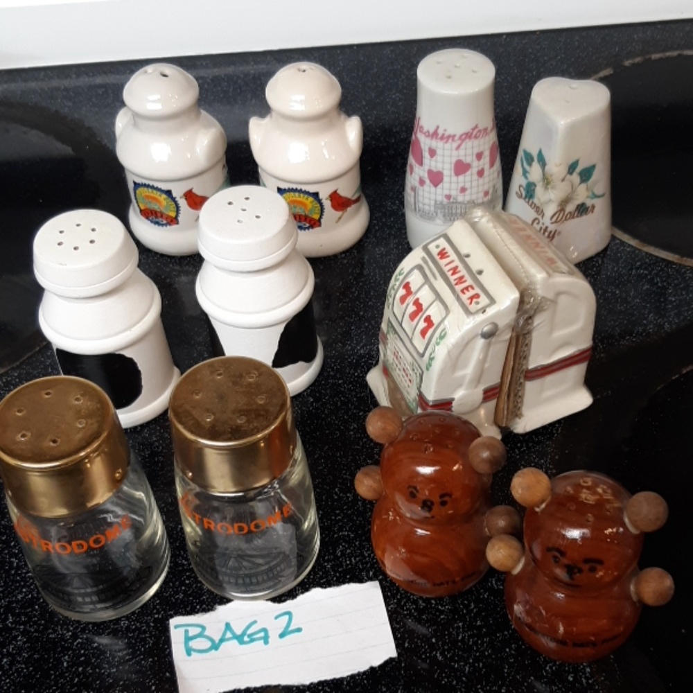 Vintage old Random shapes mixed box Salt and pepper Shakers Collection Box #2